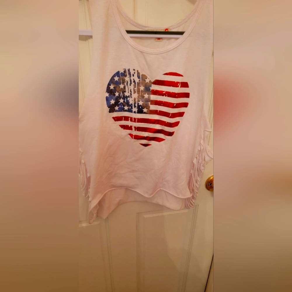 Heart American Flag distressed sleeveless tee by Guess